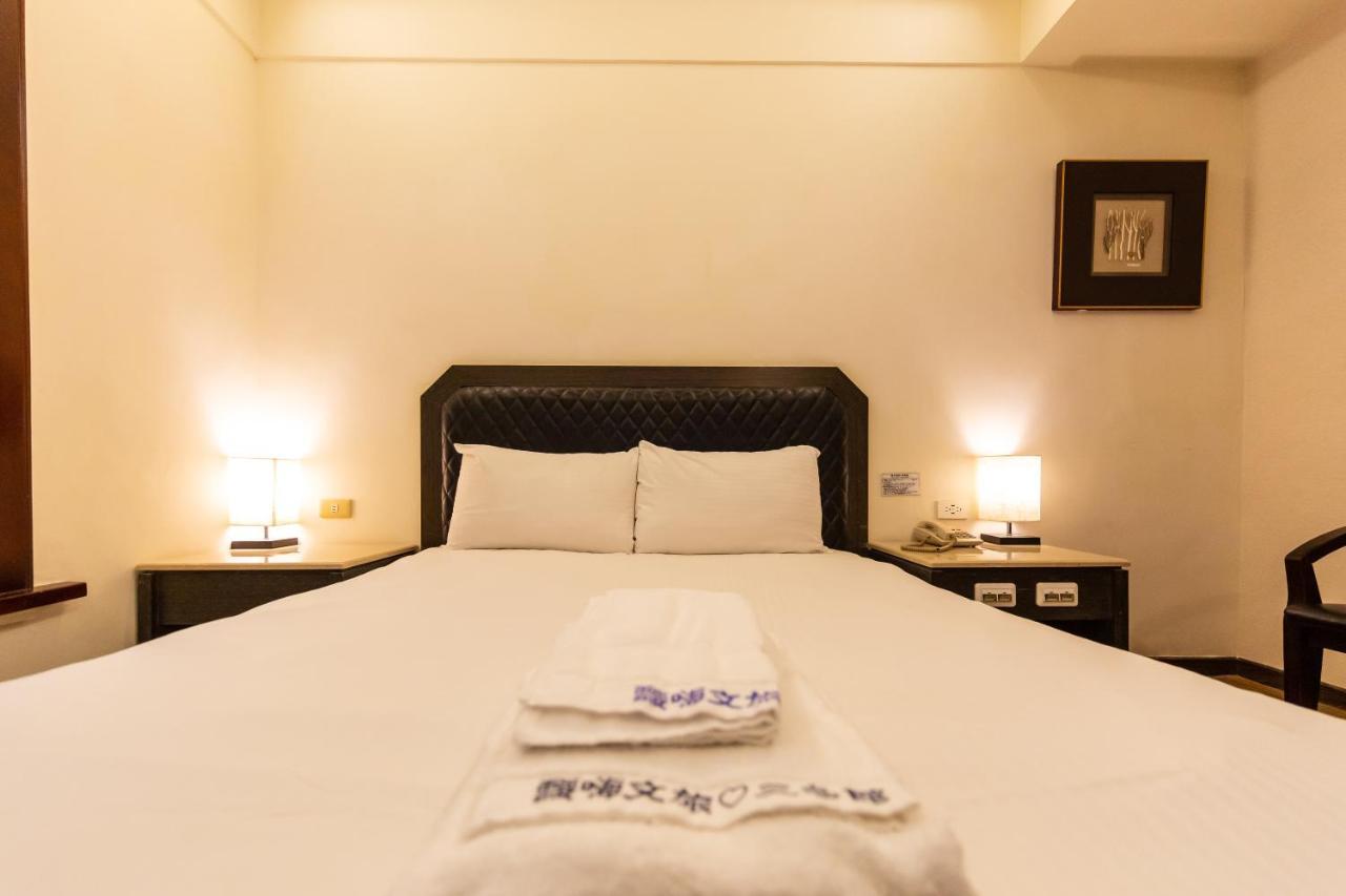 I Hi Sanduo Travel Hotel Kaohsziung Kültér fotó
